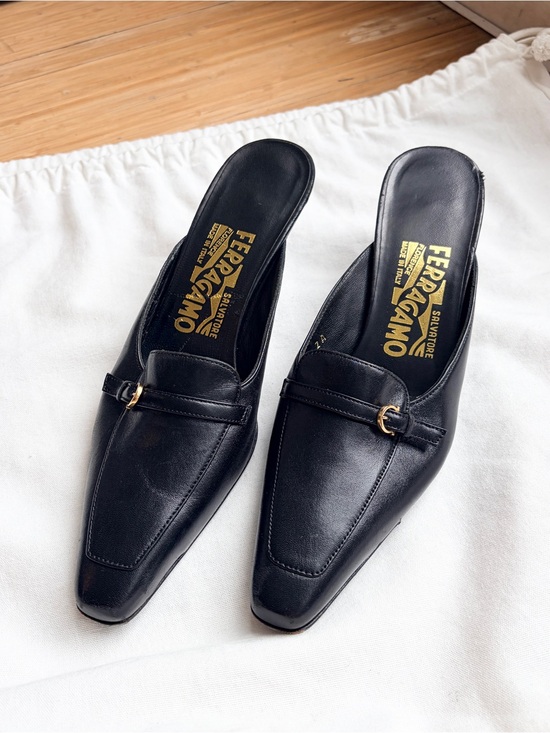 Salvatore Ferragamo Shoes - Salvatore Ferragamo Black Leather Slip-On Mules